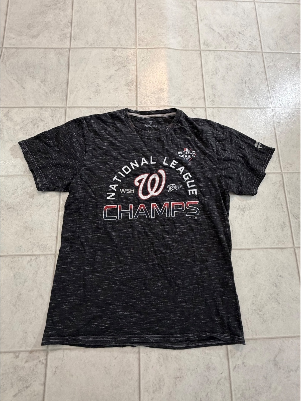 Fanatics National League Champs Gray T Shirt Size M